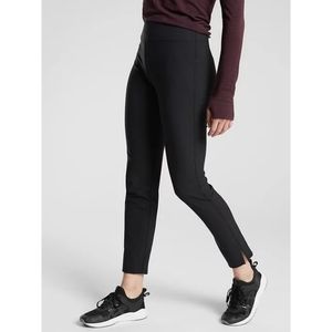 Athleta Wander Slim Ankle Pants in Black Size 0